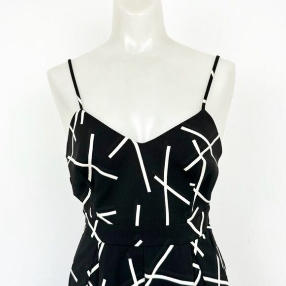 C/MEO COLLECTIVE Cameo Power Trip Black Print dress Small - Picture 6 of 9